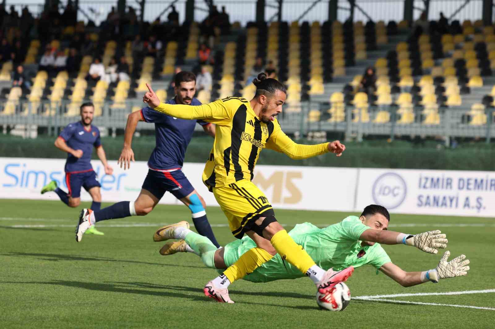 TFF 2. Lig: Aliağa FK: 3 - Yeni Mersin İdman Yurdu: 0