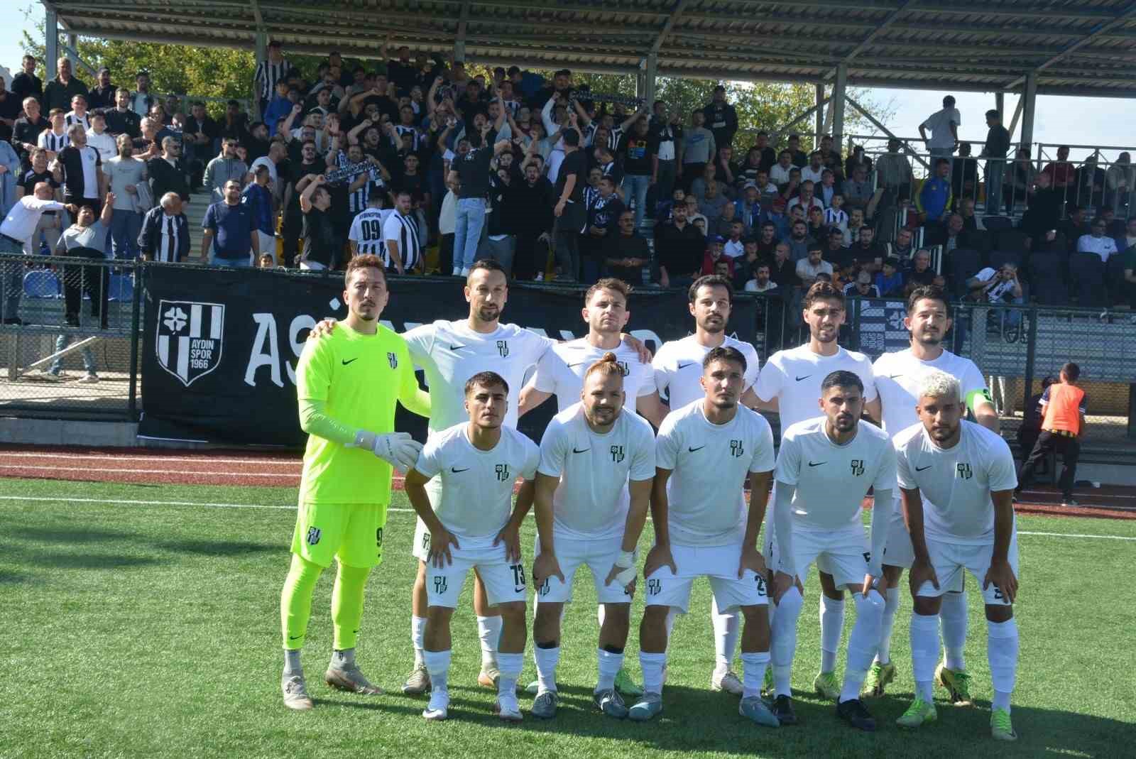 Siyah-beyazlılar sahadan mağlubiyet ile ayrıldı