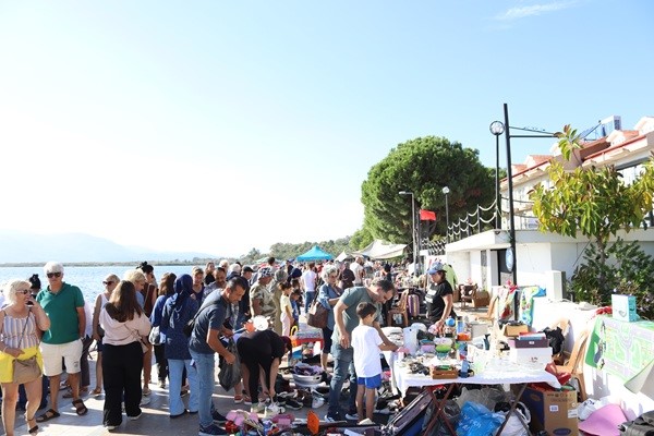 Köyceğiz ikinci el pazarında yoğunluk yaşandı