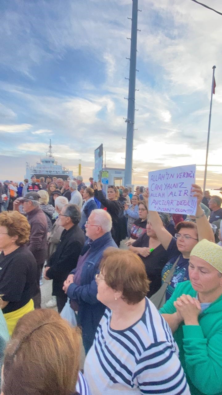 Ava gelen avcılara protesto şoku