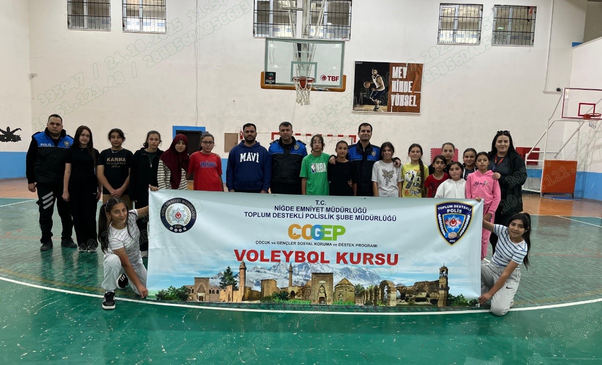 ’Niğde Gençlerine Sahip Çıkıyor’ projesiyle voleybol kursu başladı