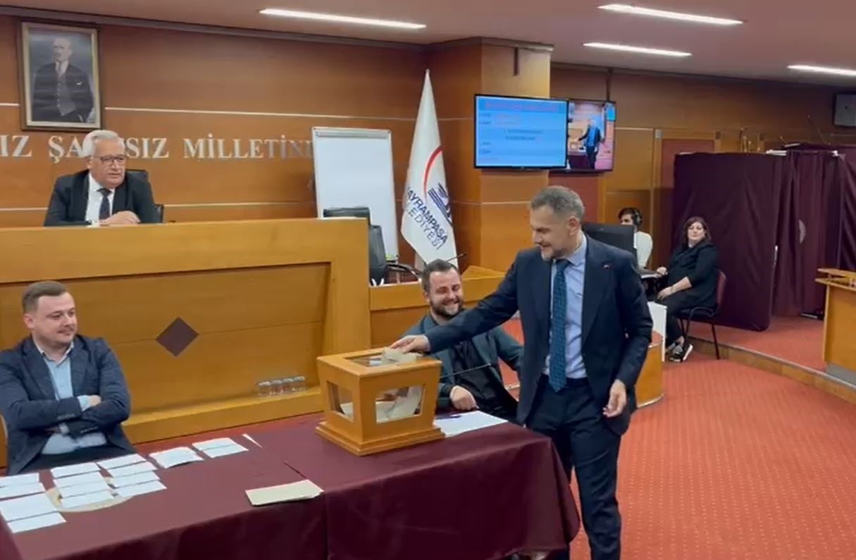 Bayrampaşa Belediye Meclisi’nde belediye başkan vekili seçimi başladı