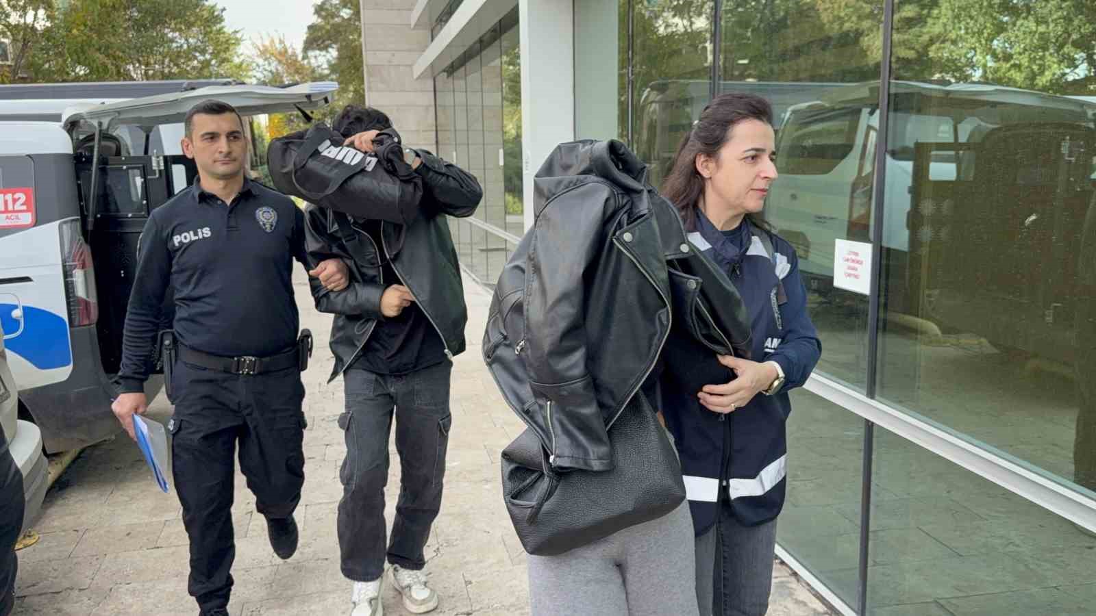 Marketten yiyecek hırsızlığı