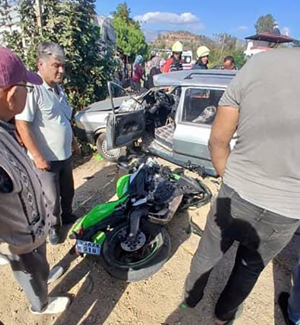 Mersin’deki kazada motosiklet sürücüsünün ardından otomobil sürücüsü de hayatını kaybetti