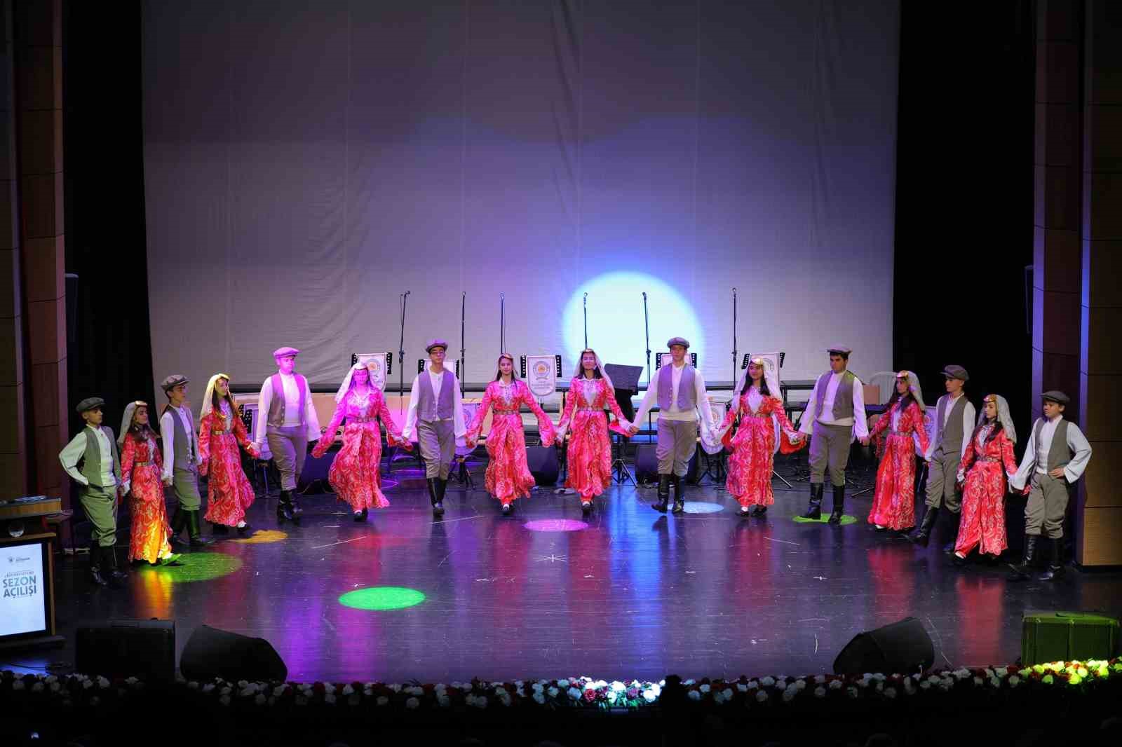 Türkiye’nin ilk belediye konservatuvarı yeni sezona coşkuyla başladı