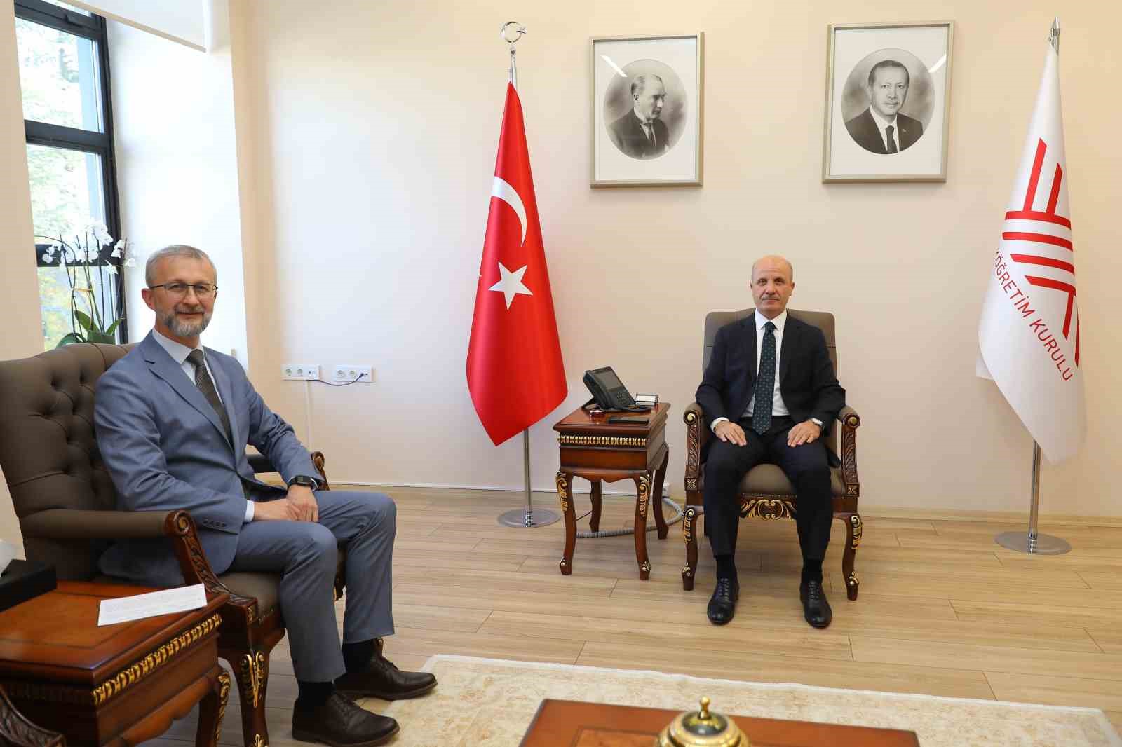 YÖK Başkanı Özvar, Ukrayna’nın Ankara Büyükelçisi Dzhelialov’u kabul etti