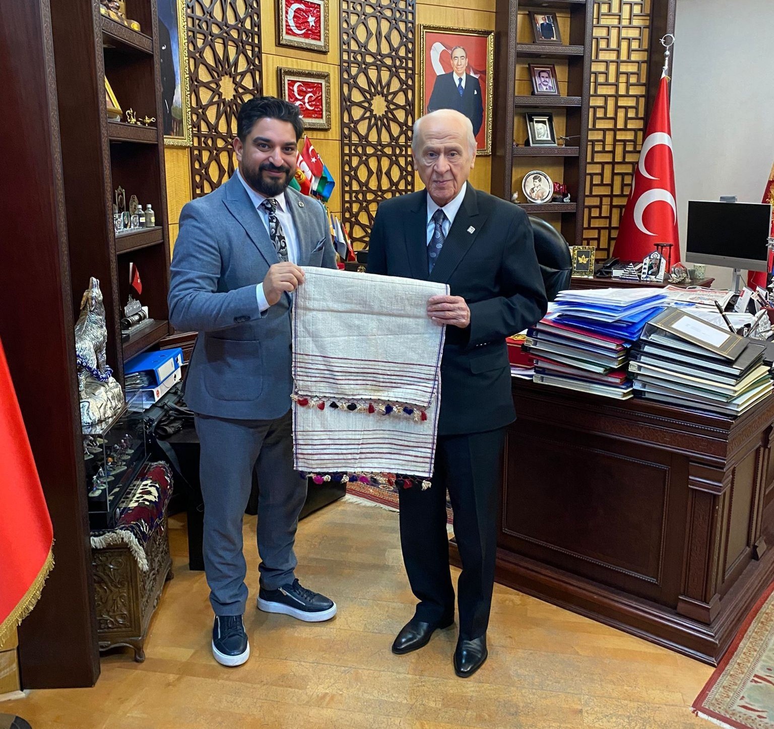 Roman toplumu projelerini Devlet Bahçeli’yle anlattılar