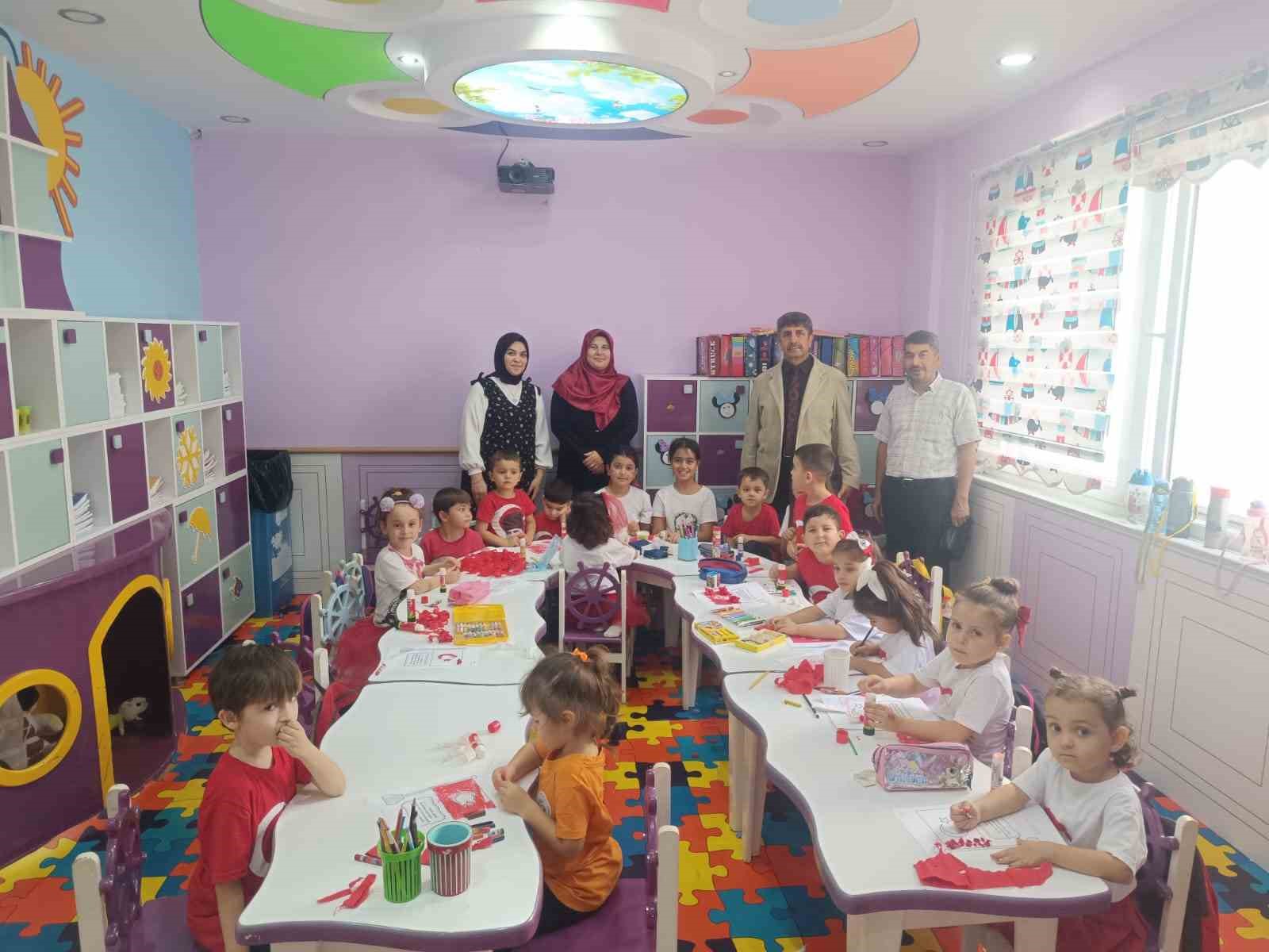 Anamurlu miniklerden Cumhuriyet Bayramı coşkusu