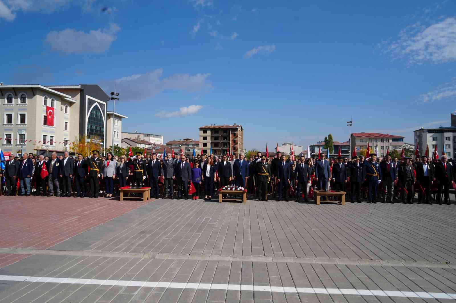 Muş’ta Cumhuriyet Bayramı coşkuyla kutlandı