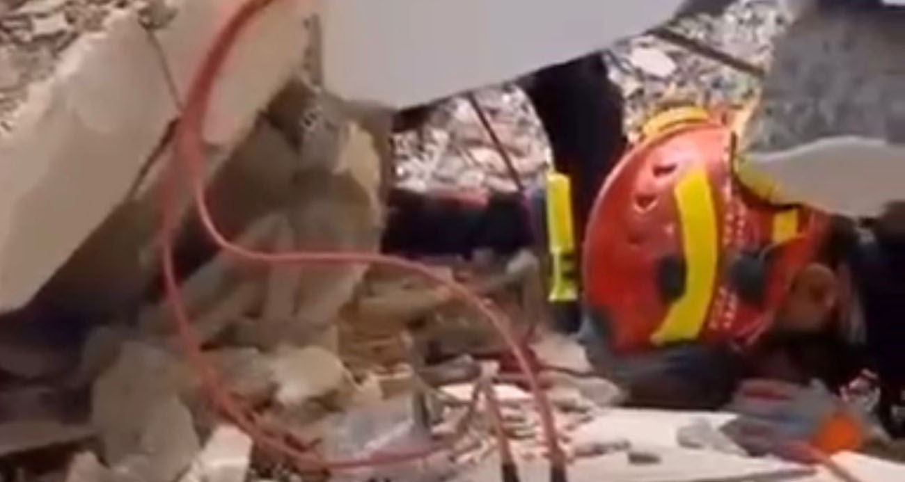 Gebze’deki enkazın altından umudun çığlığı böyle yükseldi