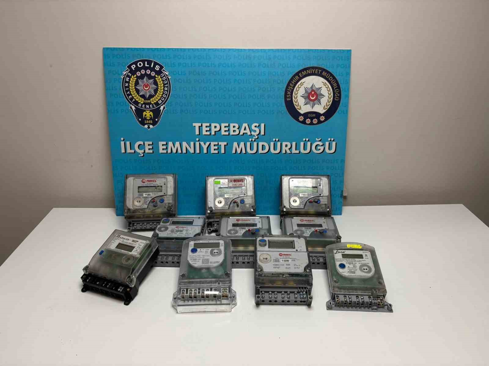 Eskişehir’de 10 adet elektrik sayacını çalan şüpheli yakalandı