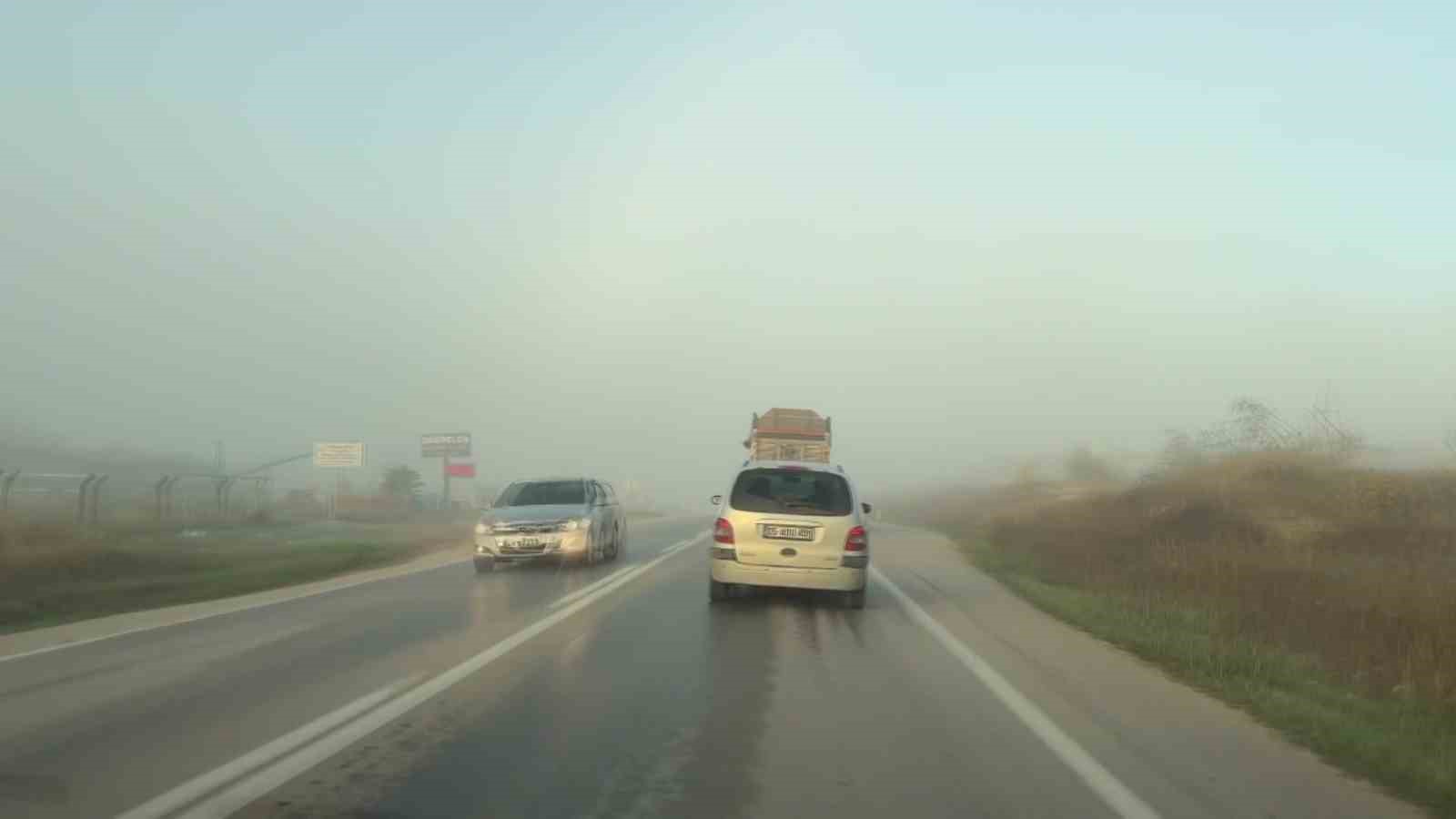 Amasya-Çorum karayolunda yoğun sis etkili oldu