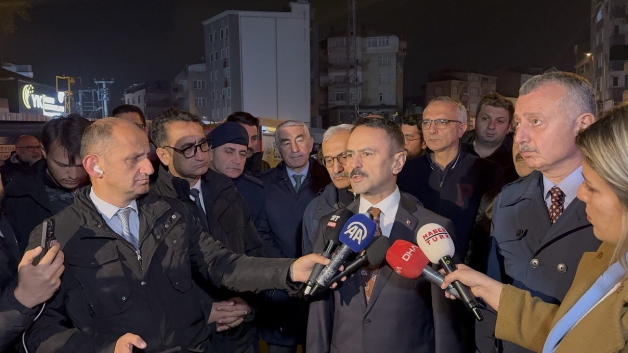 Gebze'de üç bina daha boşaltıldı!