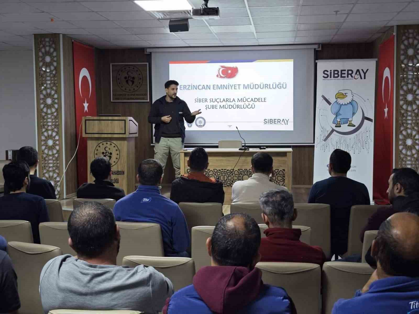 Erzincan’da KYK öğrencilerine siber farkındalık semineri