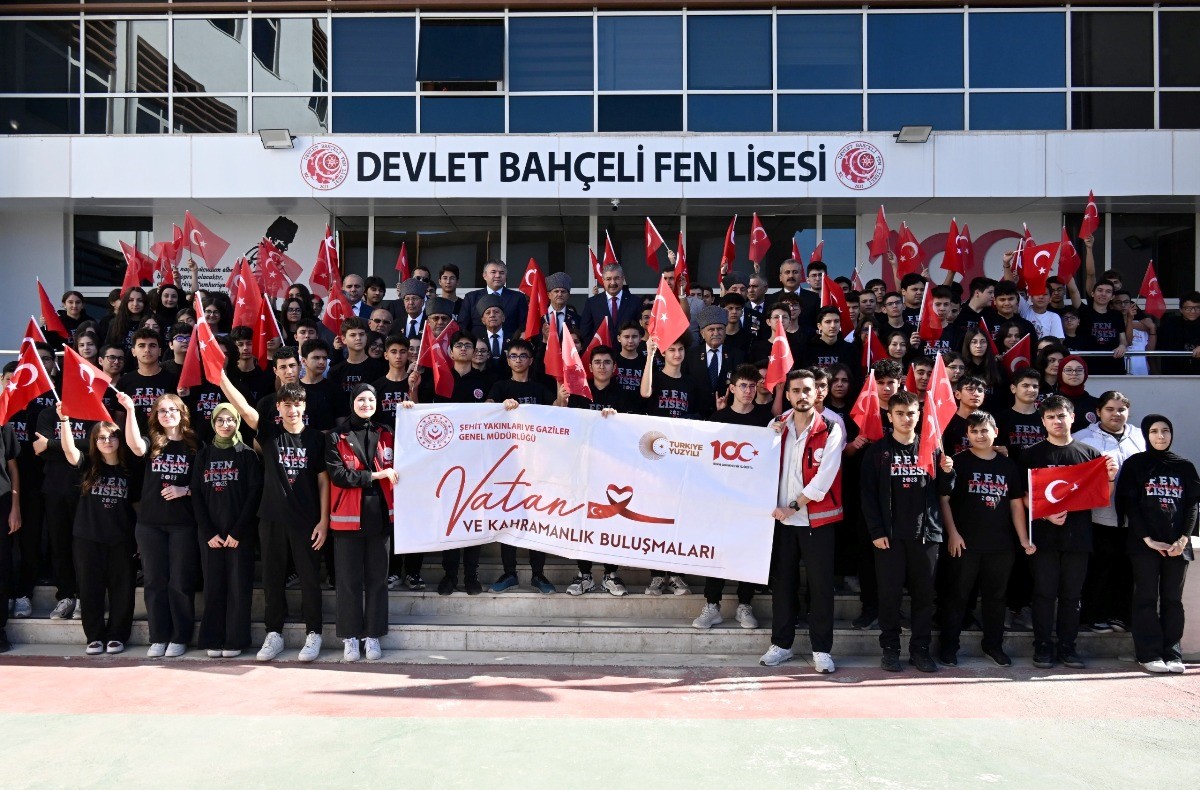 Osmaniye’de gaziler ve gençler 