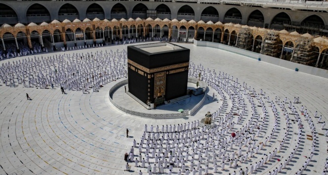 Hac ibadetine ilişkin yanıltıcı tanıtımlarda bulunan 4 firmaya idari para cezası