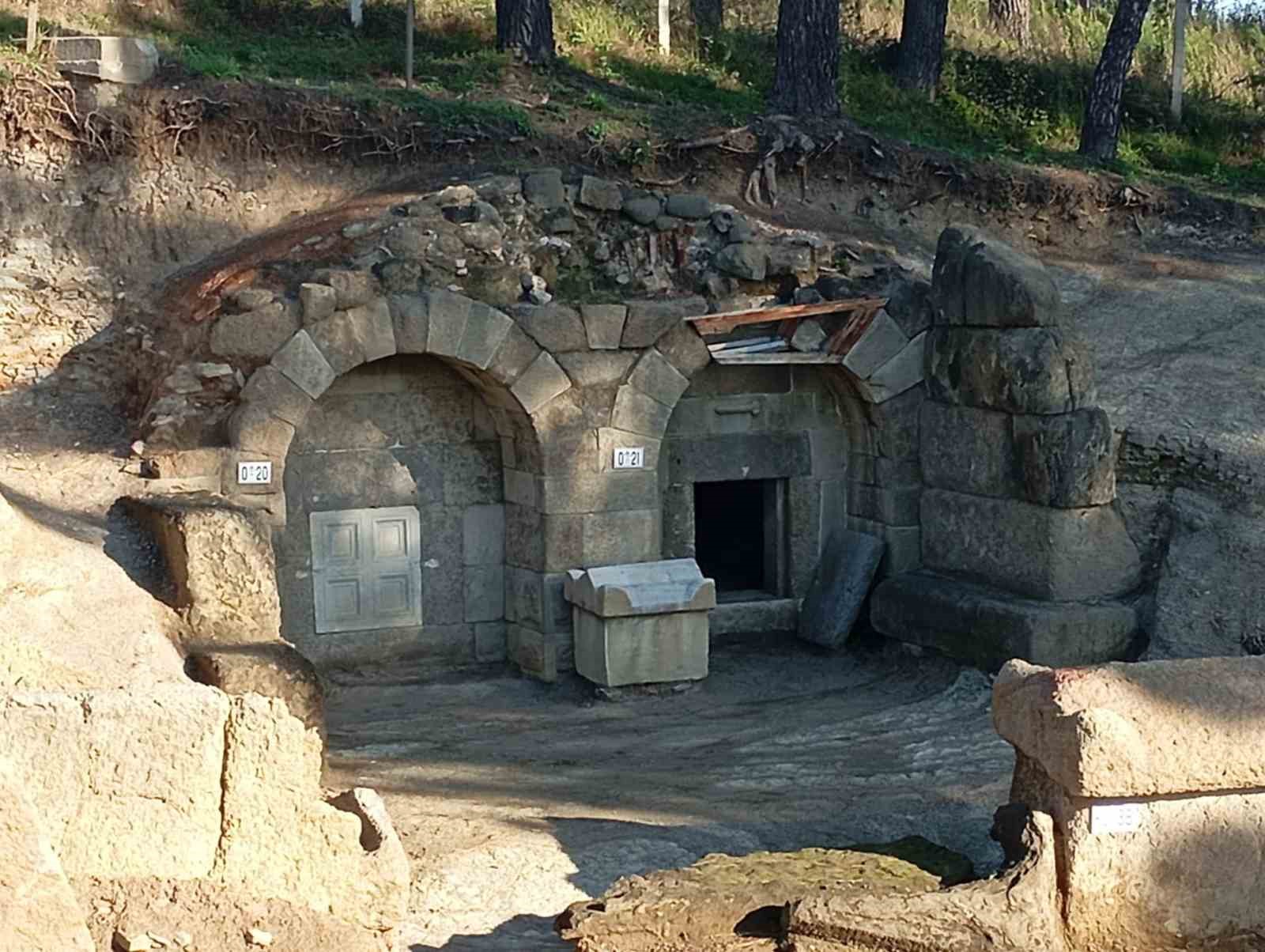 BARÜ bölgenin arkeolojik gelişimine katkı sunacak çalışmalara devam ediyor