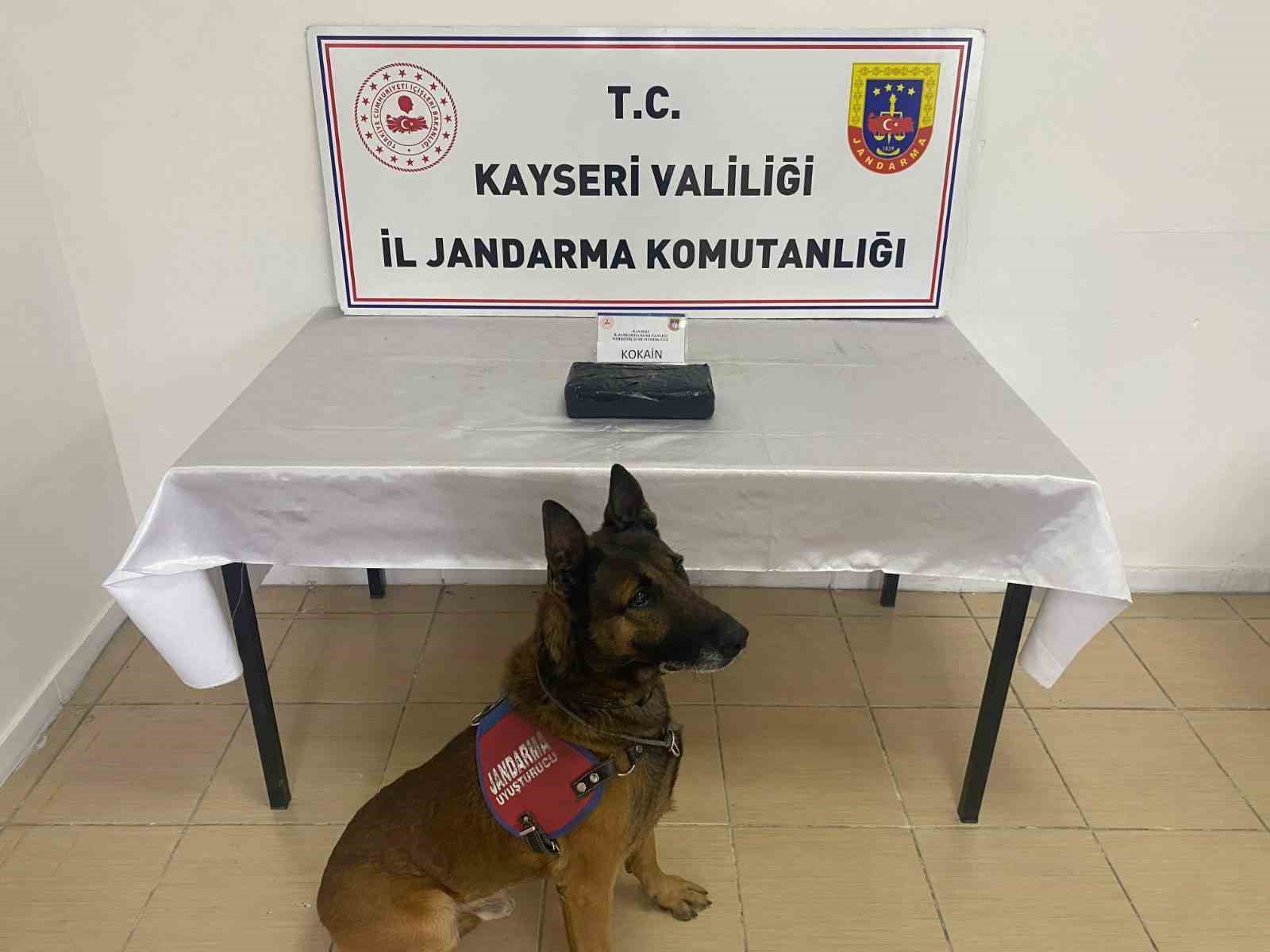 Kayseri’de 1 kilo 200 gram uyuşturucu yakalandı