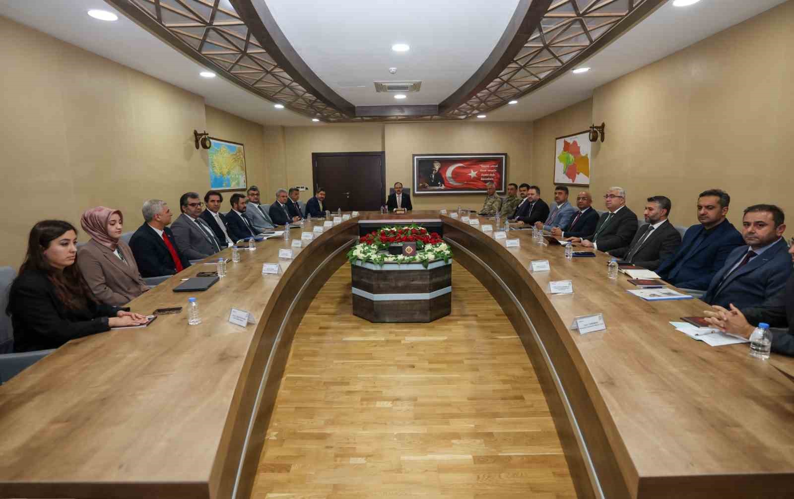 Siirt’te bağımlılıkla mücadele toplantısı gerçekleşti