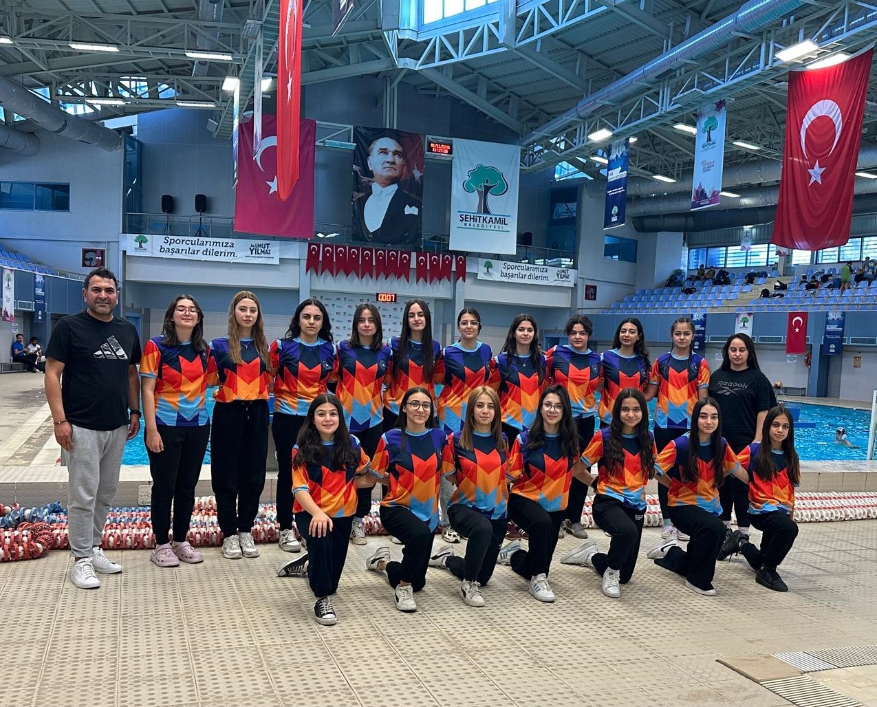 Elazığlı sporculardan su topunda büyük başarı