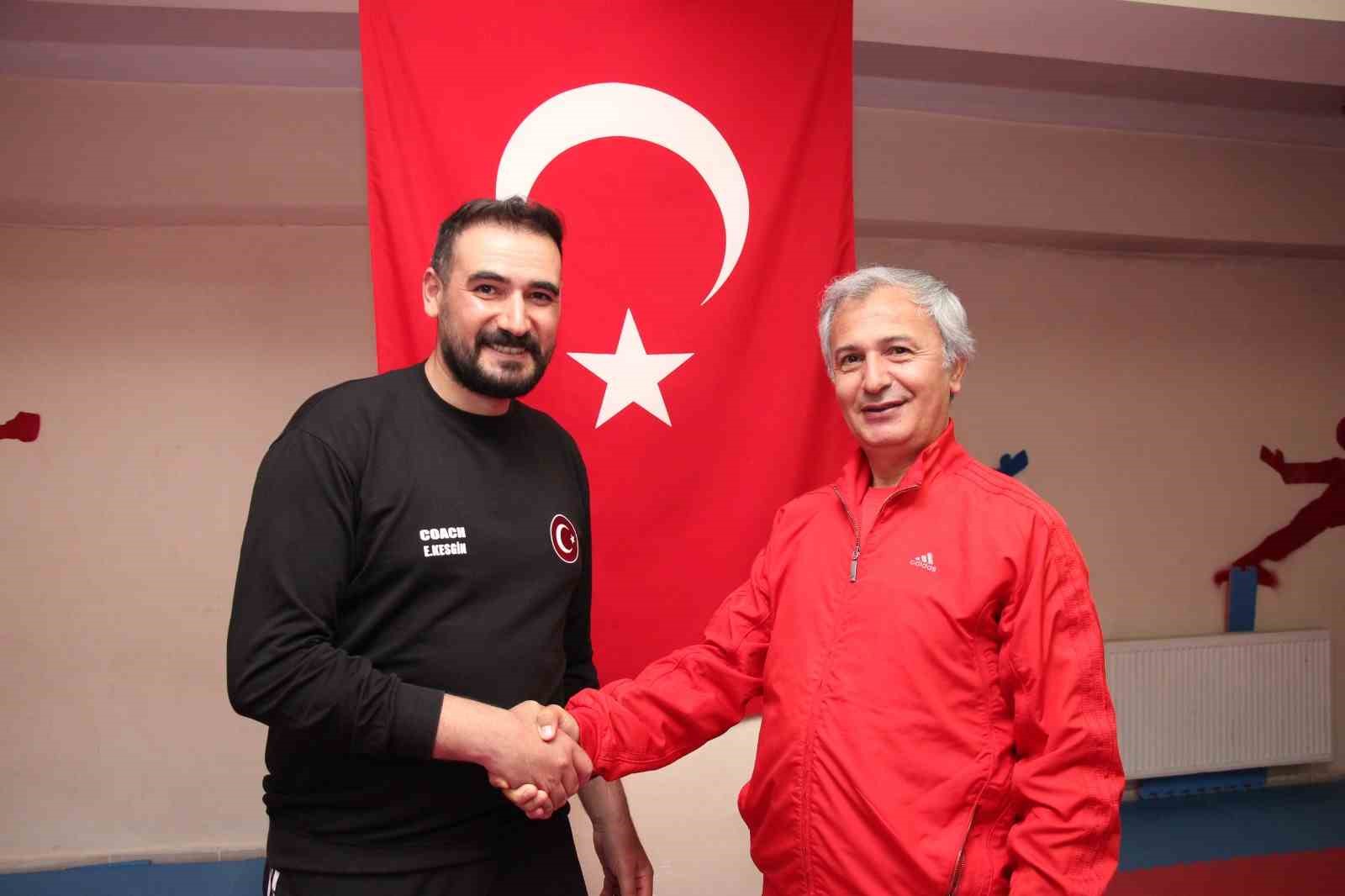 Çeyrek asırlık vefa