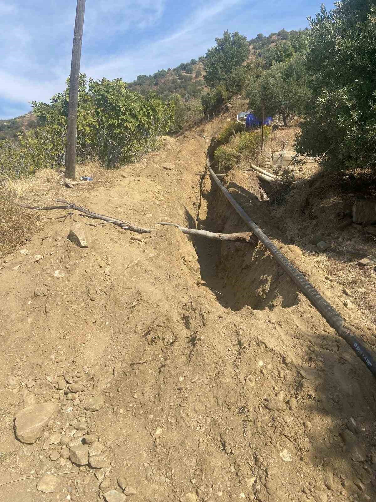 Bekirler Mahallesi’nde yeni içme suyu terfi hattı çalışmaları sürüyor