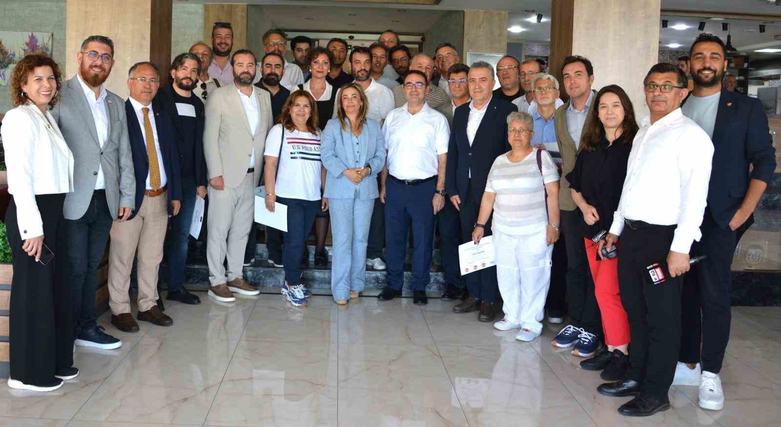 yerel-medyanin-gelecegi-denizli-de-masaya-yatirildi