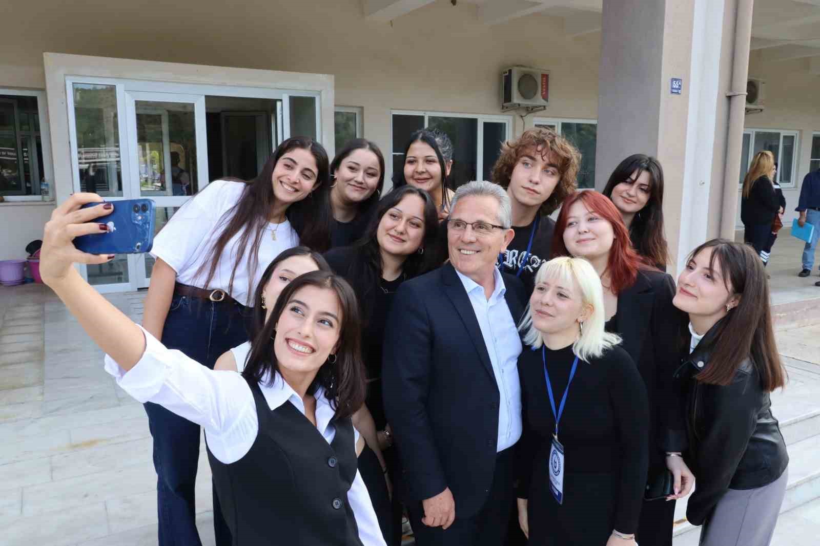 Nazilli Belediyesi Gençlik Meclisi kuruluyor