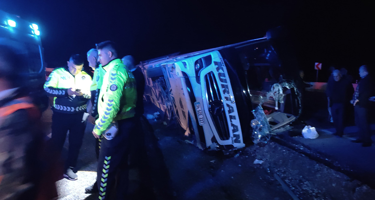 Osmaniye’de yolcu otobüsü devrildi: Yaralılar var