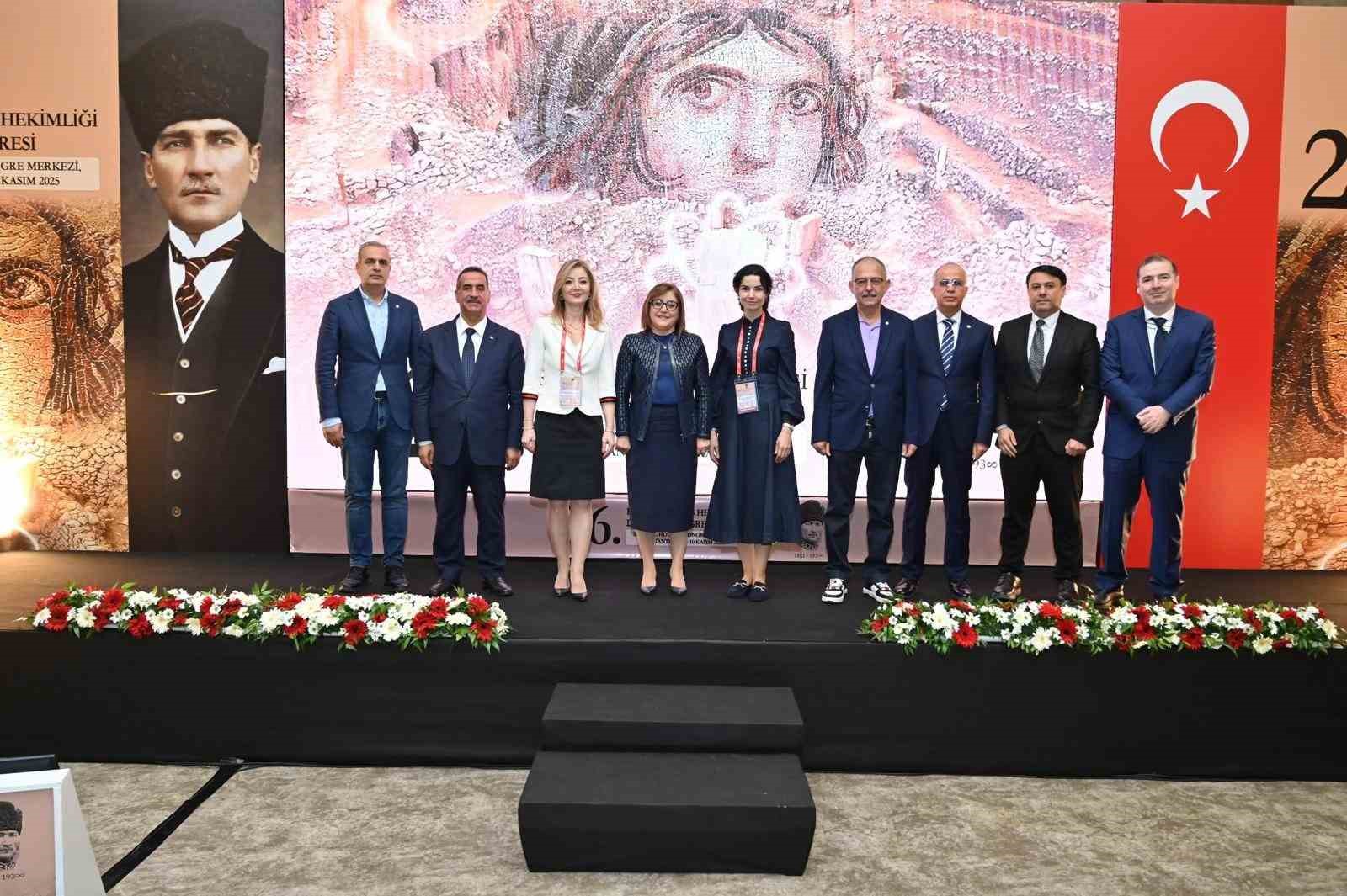 Restoratif Diş Hekimliği Derneği’nin 26. Uluslararası Kongresi Gaziantep’te gerçekleşti