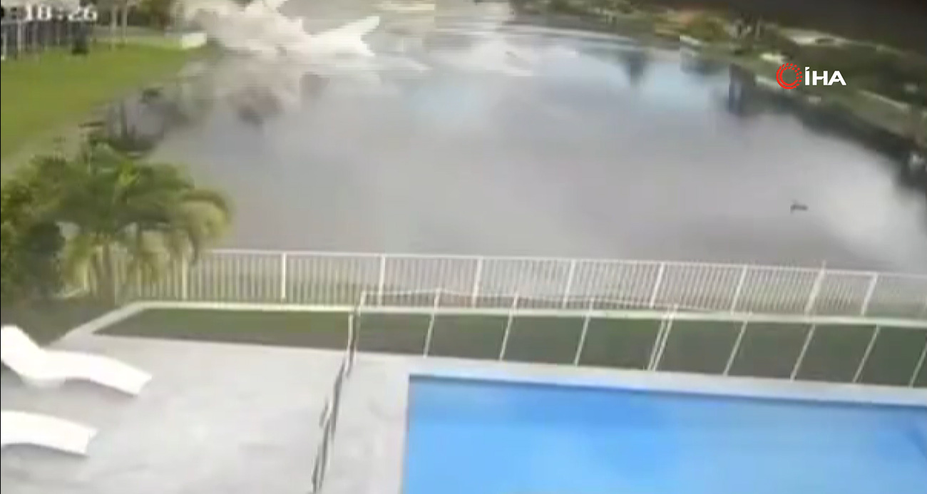 ABD’de küçük uçak gölete düştü: 2 ölü