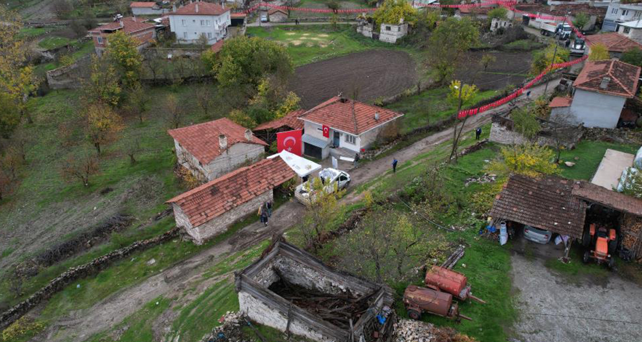Düşen kargo uçağında kahreden tesadüf, çocukluk arkadaşıyla aynı gün şehit düştü