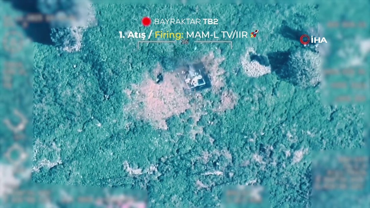 Bayraktar TB3 Roketsan mühimmatı ile hedefi tam isabetle vurdu