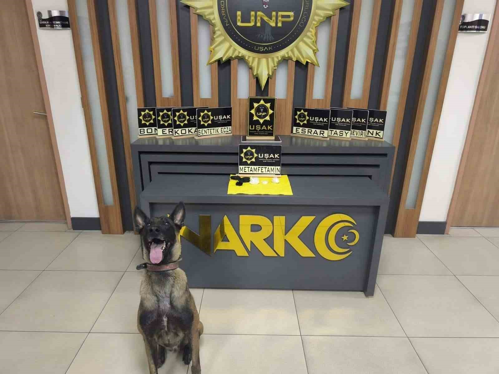 Uşak’ta otomobillerde uyuşturucu ele geçirildi