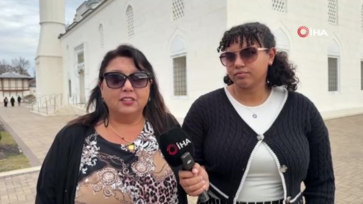 Muazzez Abacı’nın kızı Aslı Abacı: 