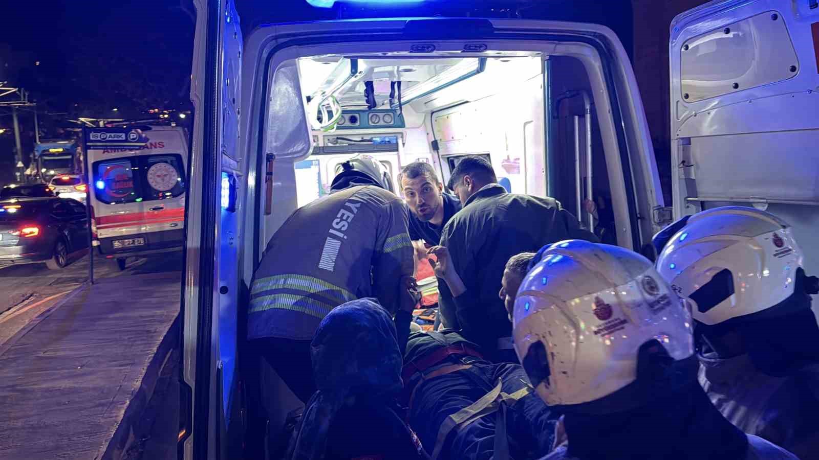 Metro çalışması sırasında iskele çöktü: 1 işçi öldü, 2 işçinin tedavisi sürüyor