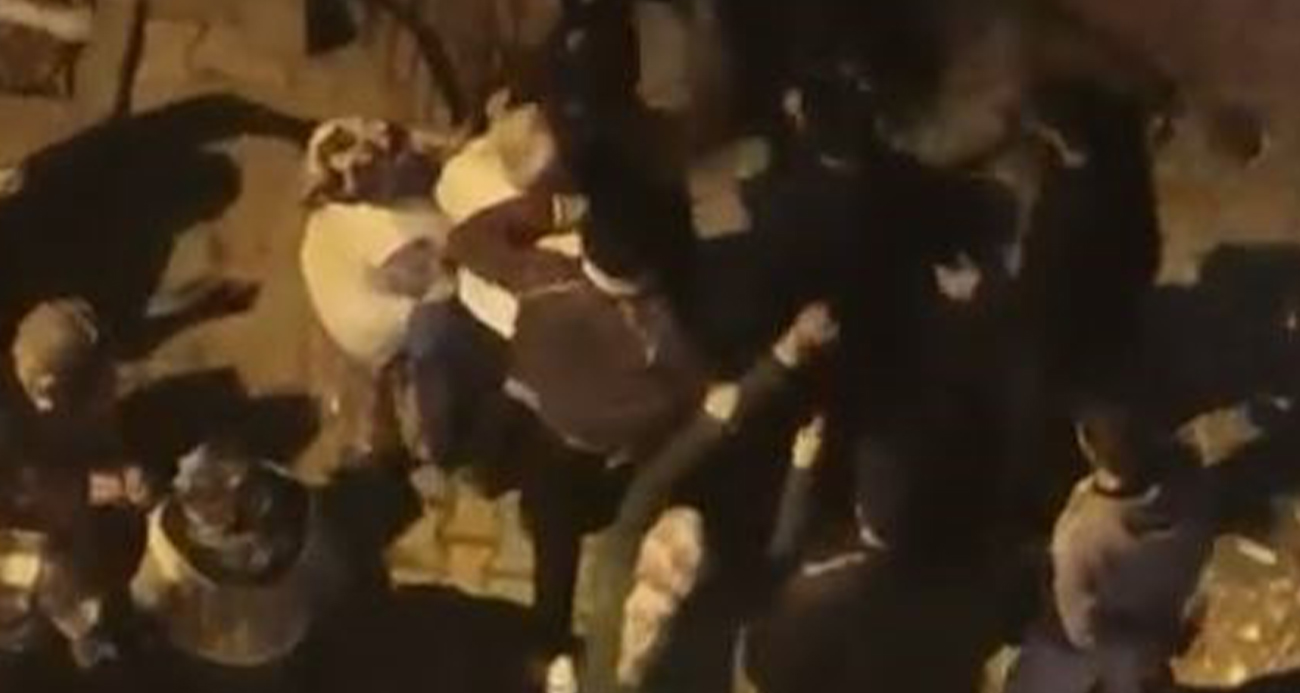 Arnavutköy’de ’ses’ tartışması sopalı kavgaya dönüştü