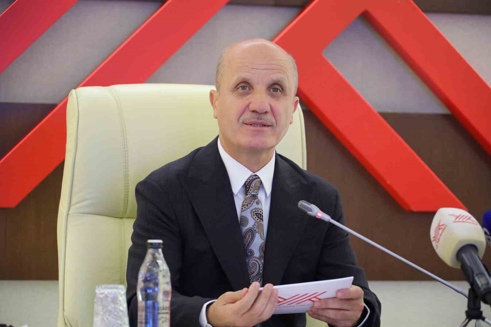 Üniversiteden 3 yılda mezuniyet uygulaması önümüzdeki yıl başlayacak