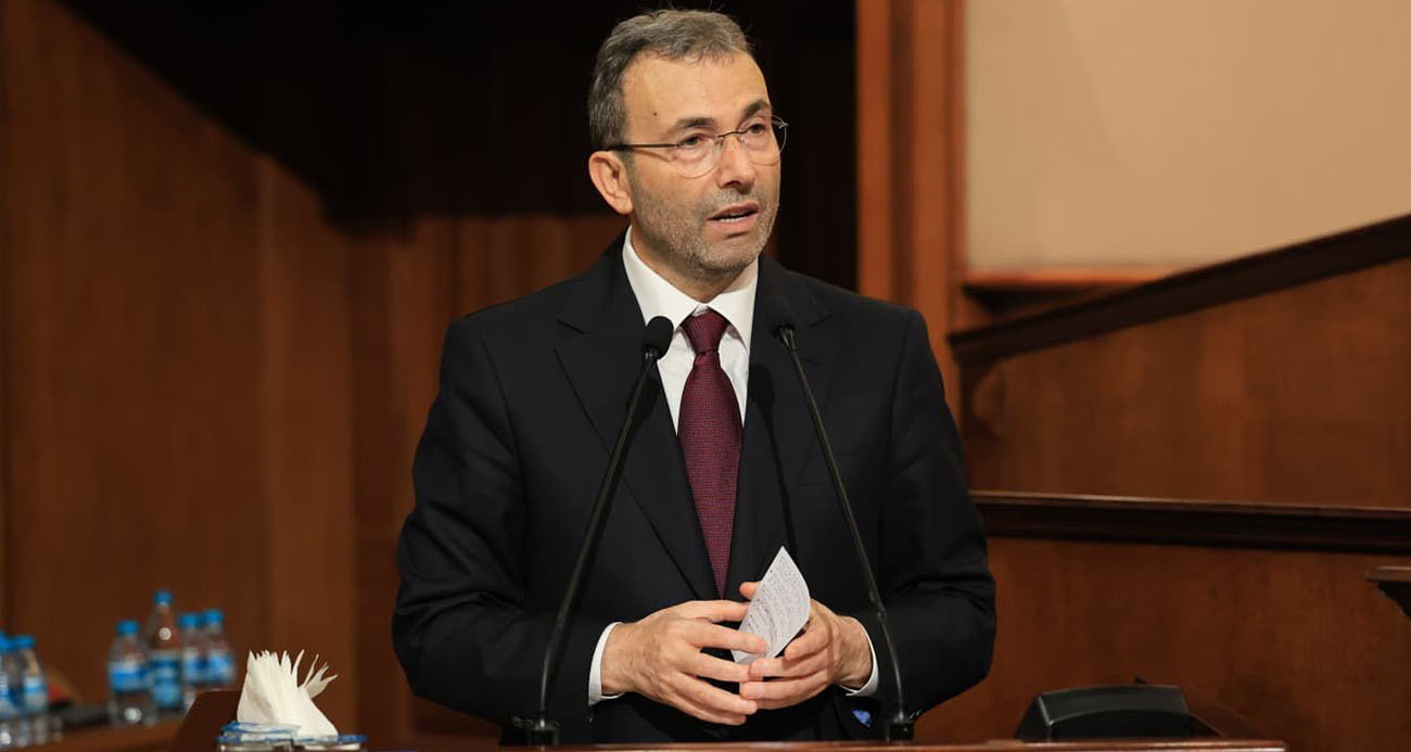 İBB’de mikrofon gerginliği: Başkan Cin İmamoğlu’nu eleştirince İBB Başkan Vekili Aslan mikrofonu kapattırdı