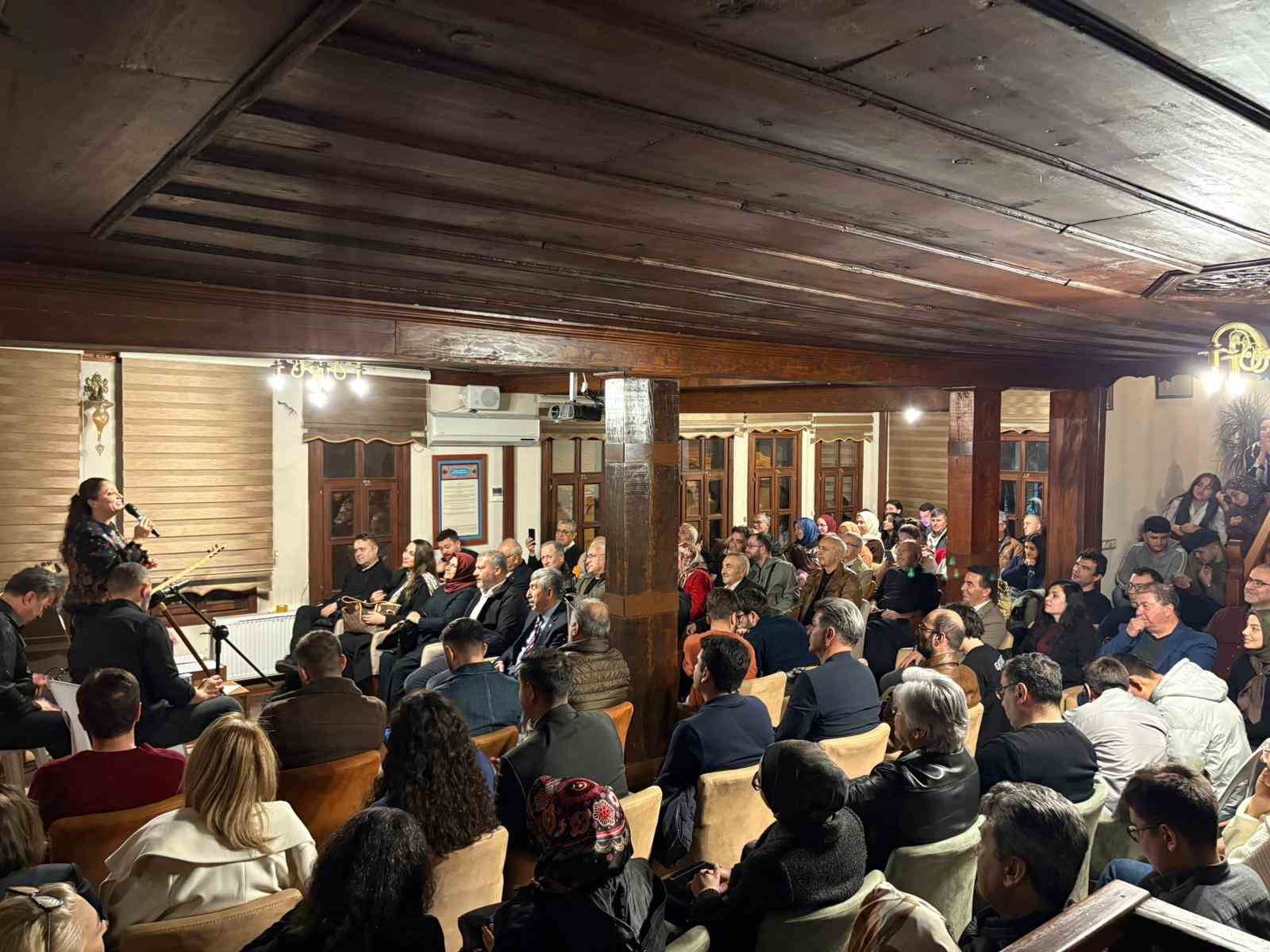 Türkülerle Eskişehir programı