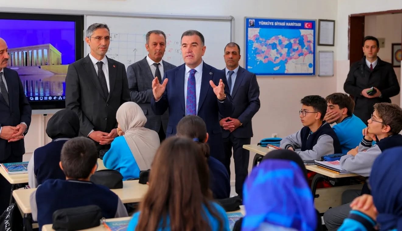 Vali Eldivan’dan gençlere: 