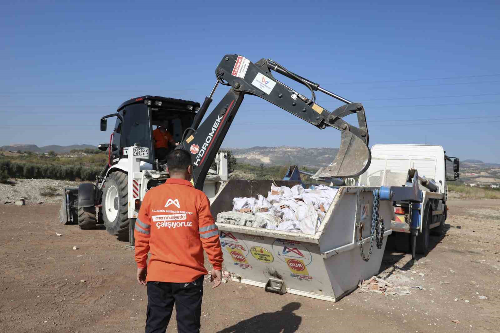 Mersin’de hafriyat denetimi uydu sistemiyle sıkı şekilde yürütülüyor
