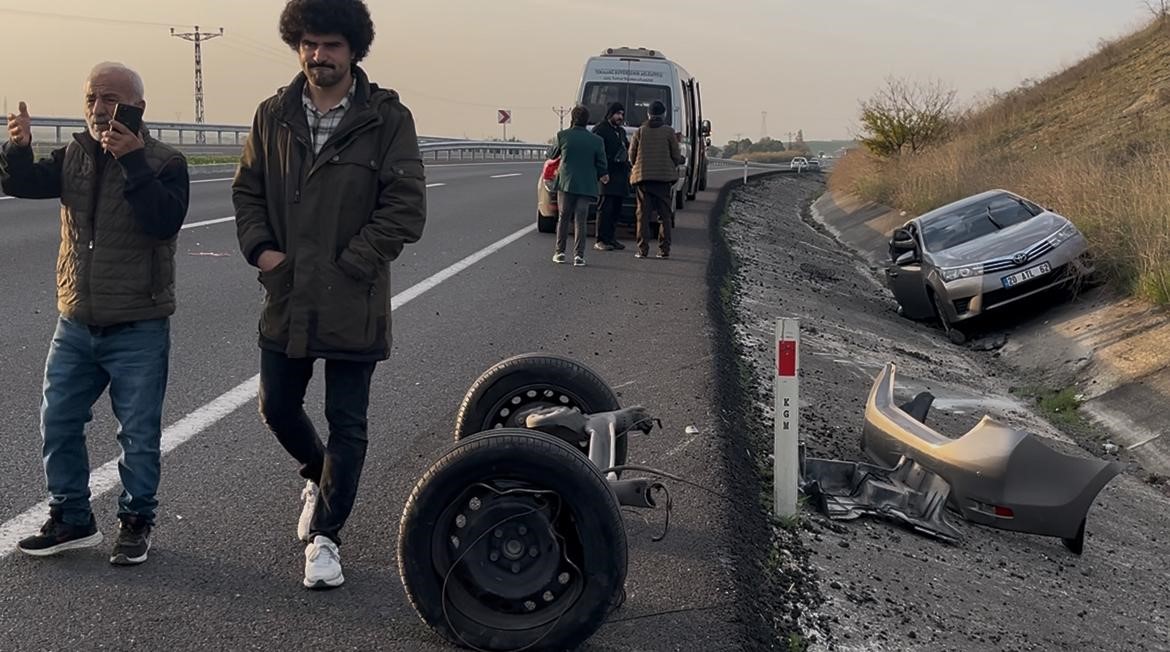 Ters yöne girip kazaya karışan sürücü: 