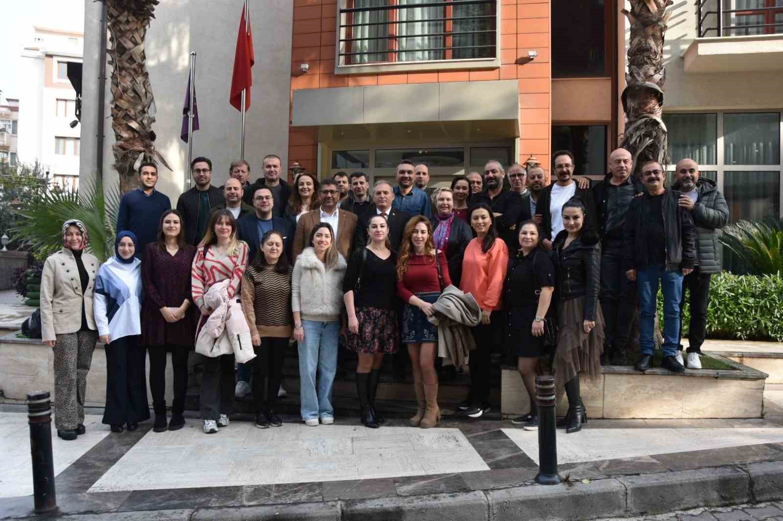 Manisa TSO’dan Öğretmenler Günü’nde proje okuluna özel program