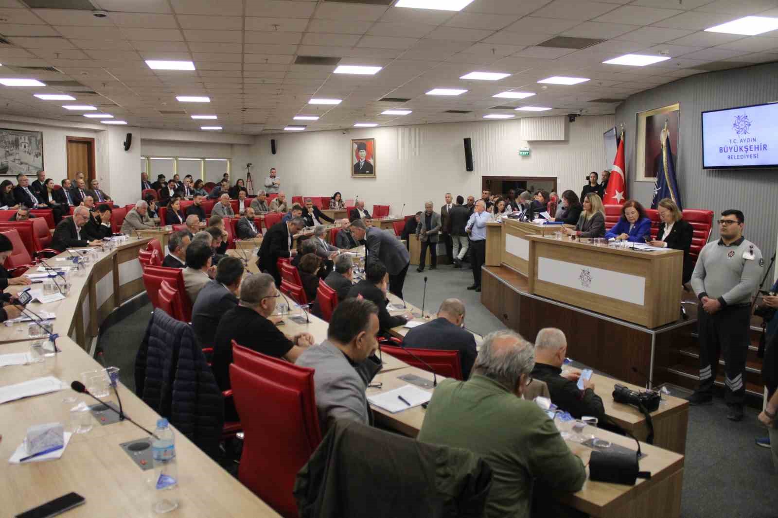 İndirimli suda komisyon ek süre istedi