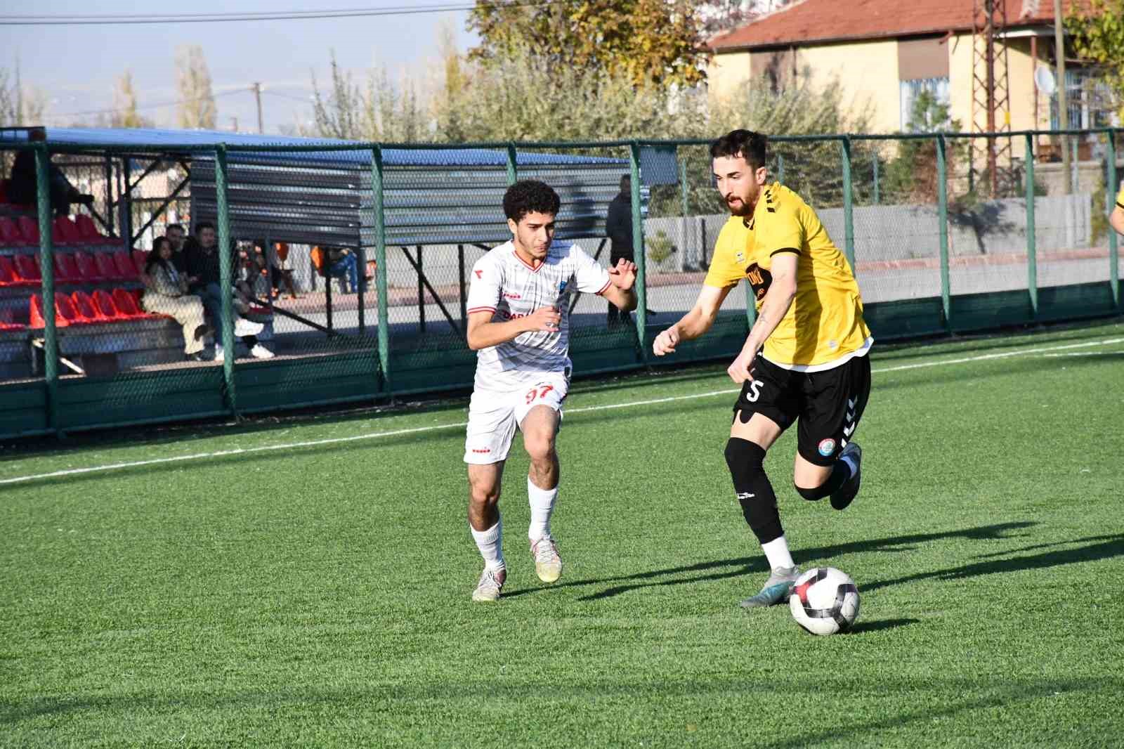 Erciyes Esen Makina FK, lideri devirdi