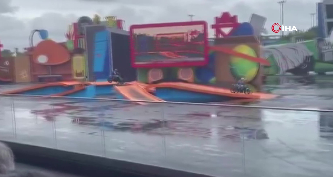 Brezilya’da motosiklet gösterisi sırasında rampaya çarpan sürücü öldü