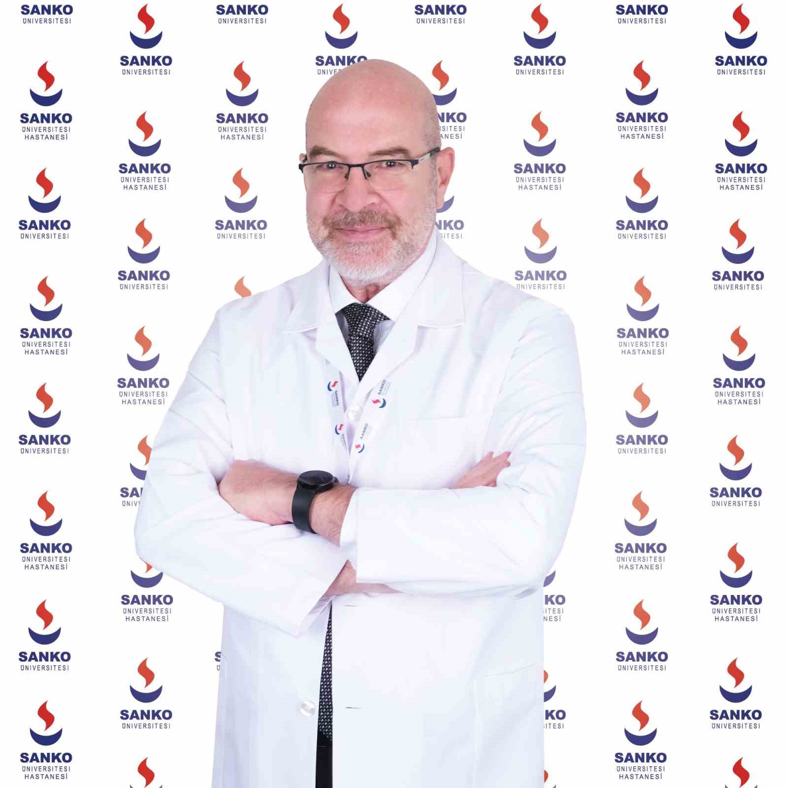 Prof. Dr. Ahmet Balık: 