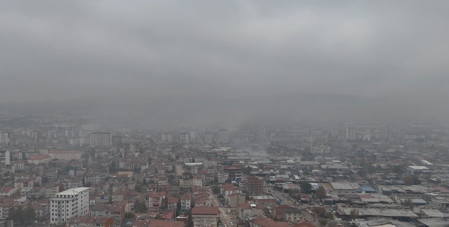 Elazığ’da sis etkisi sürdürüyor