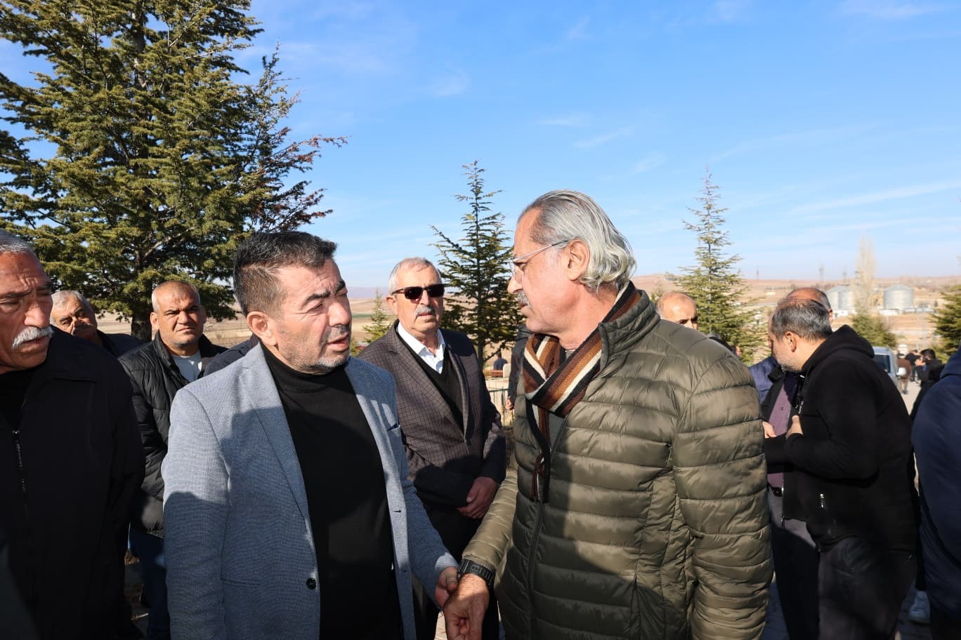 Okulda fenalaşarak ölen çocuk toprağa verildi